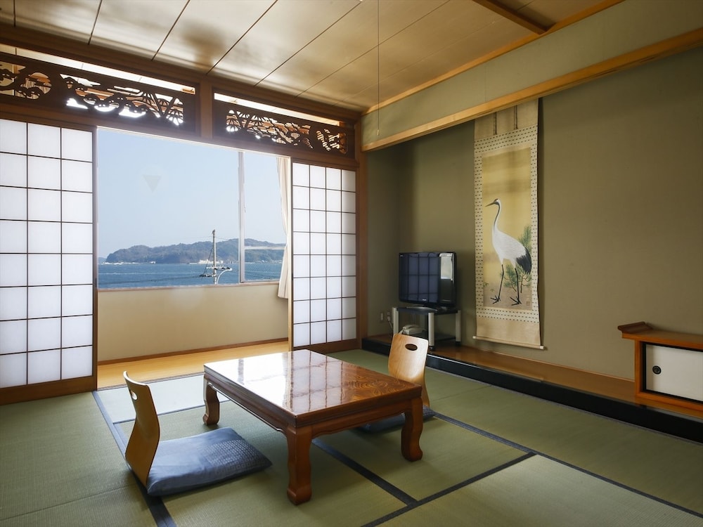 Japanese Style Room with Private Bathroom, Sea View