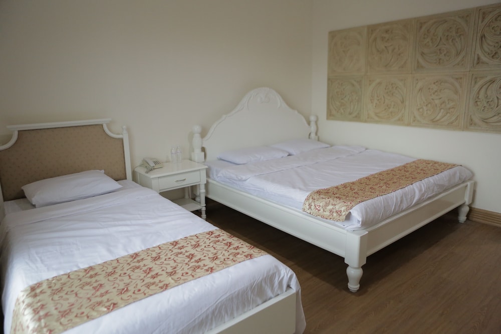 Double Deluxe Room