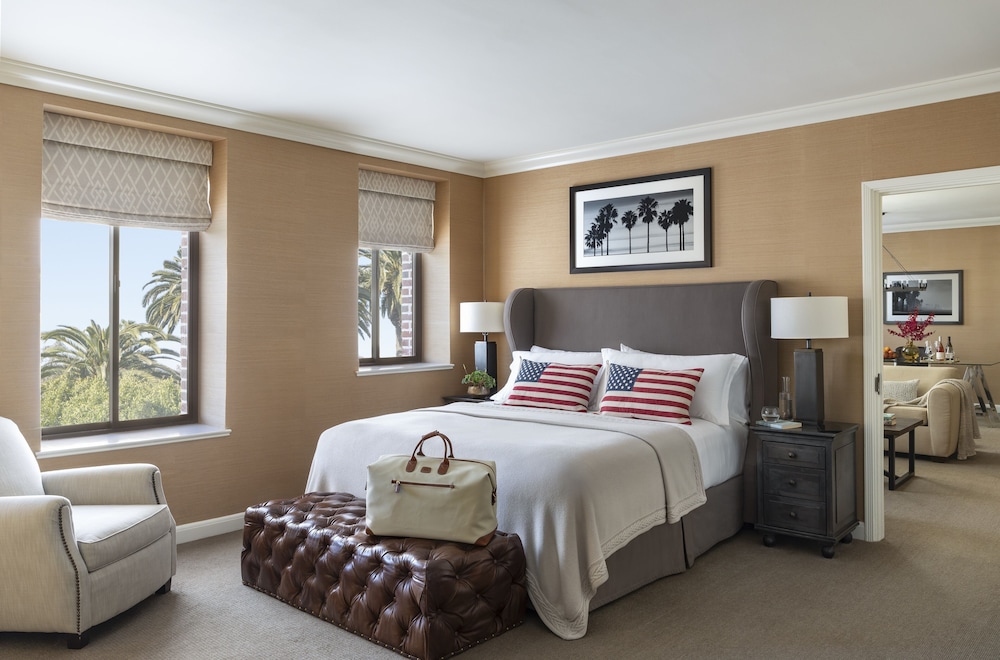 Palisade Grand Suite, 1 King Bed with Sofa bed - Photo 6