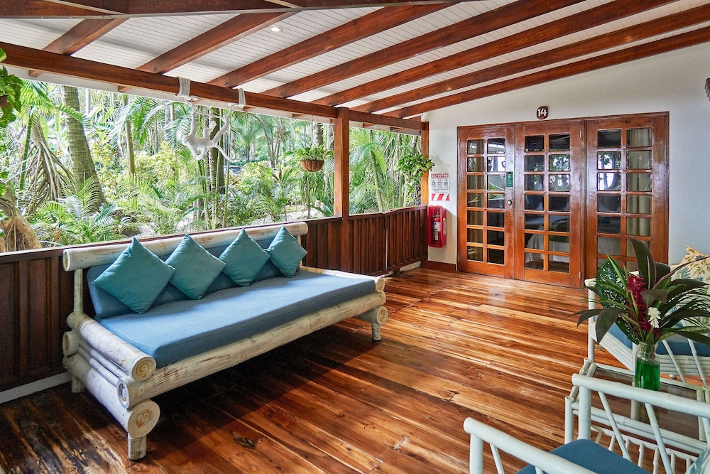 Standard Room, Beachside photo 3