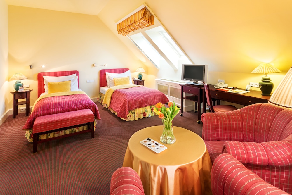 Economy Double or Twin Room