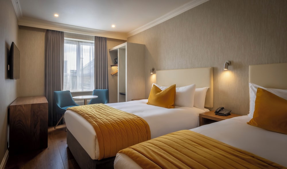 Standard Room, 2 Twin Beds - Photo 1