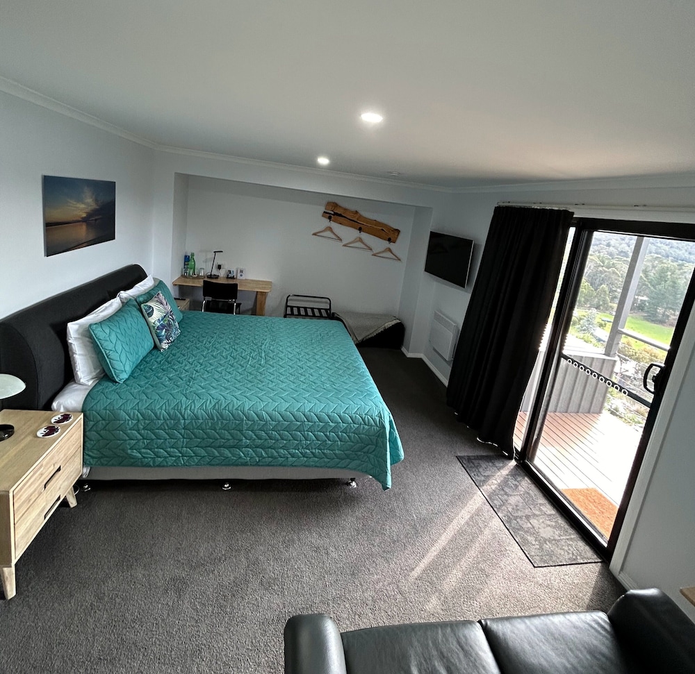 Bayview Room photo 2