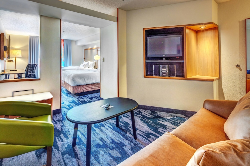 Suite, Multiple Beds