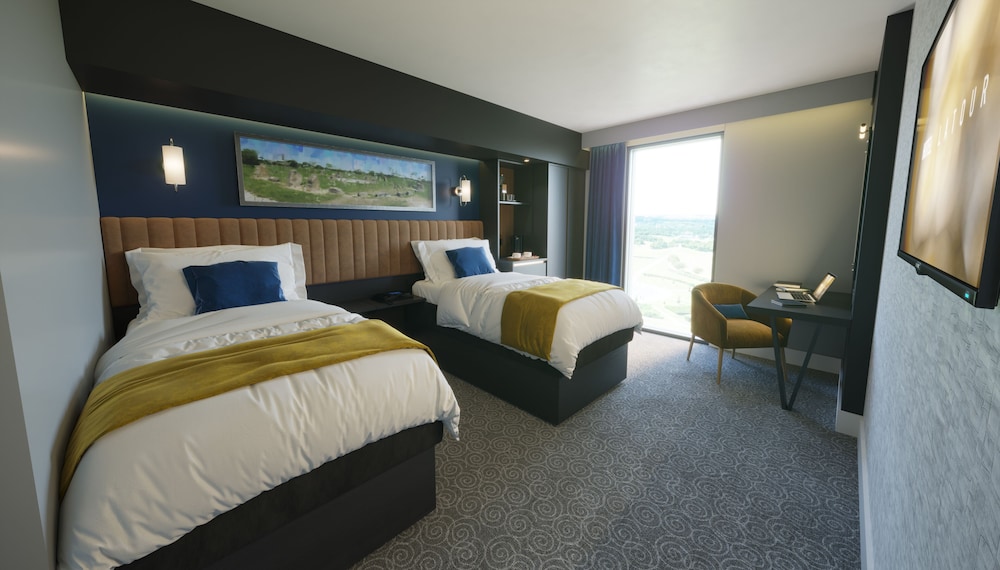 Signature Twin Room - Photo 1