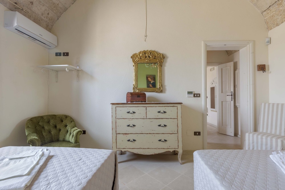 Room photo 2