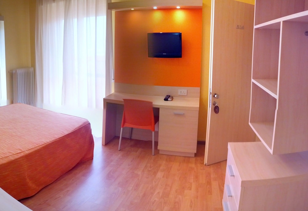 Superior Double Room Single Use photo 2