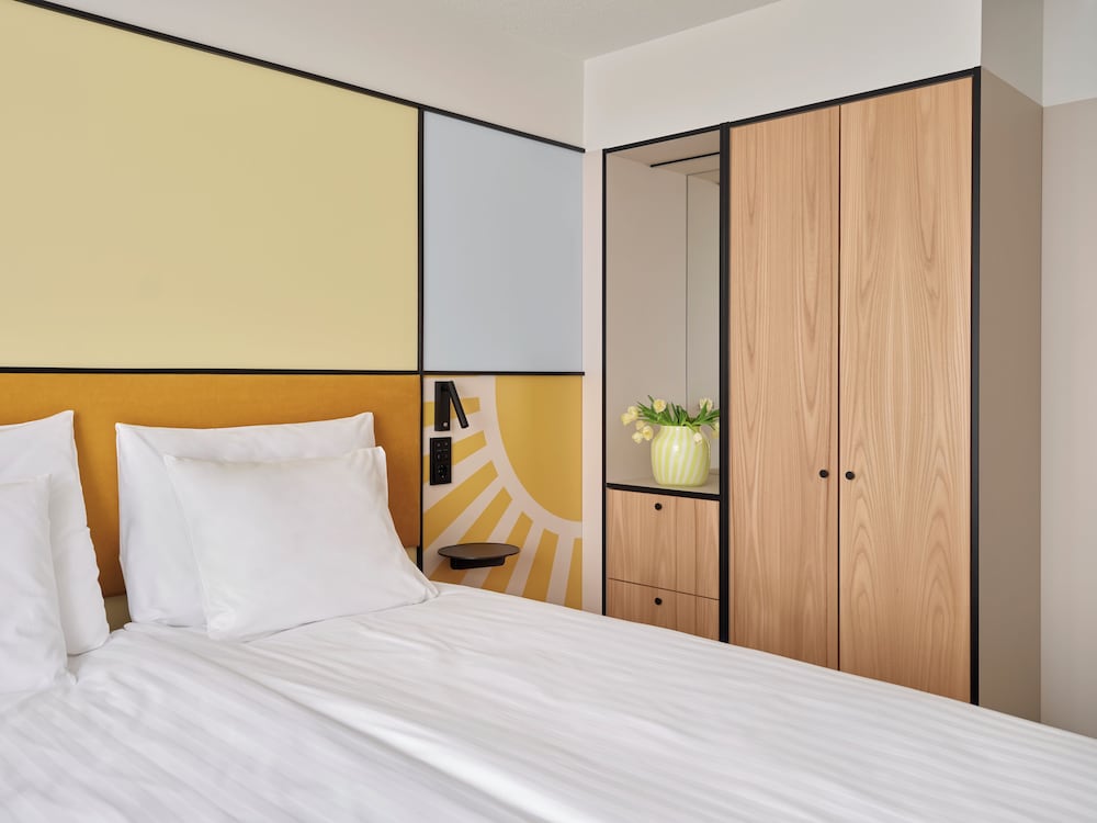 Deluxe Suite, Tower (Double) - Photo 1