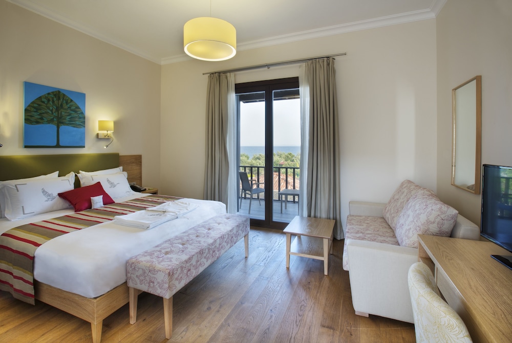 Deluxe Double Room, Sea View photo 2