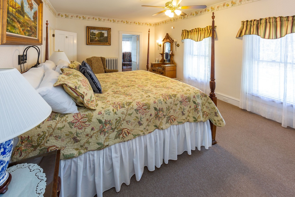 Somes Sound Suite photo 2