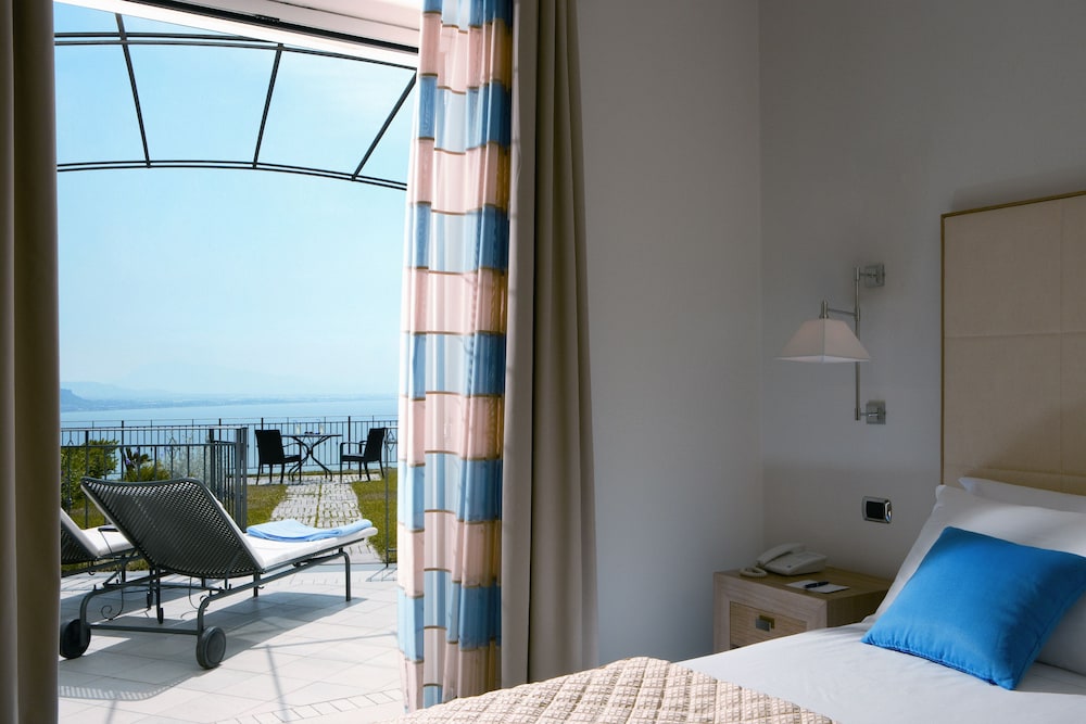 Deluxe Double Room, Terrace, Sea View - Photo 4