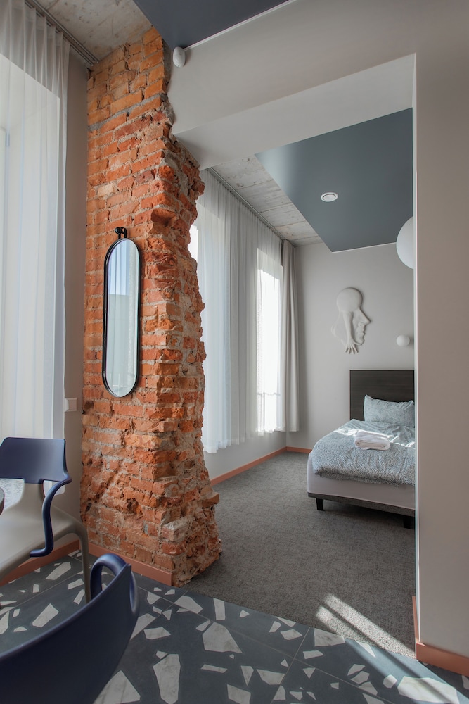 Romantic Apartment, City View - Photo 3