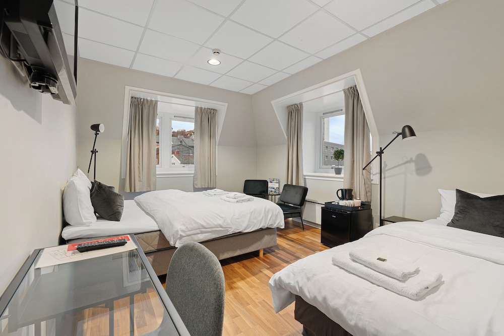 Basic Triple Room