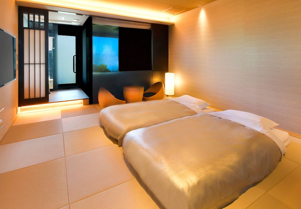 Deluxe Suite with Stone Onsen View Bath - Non-Smoking