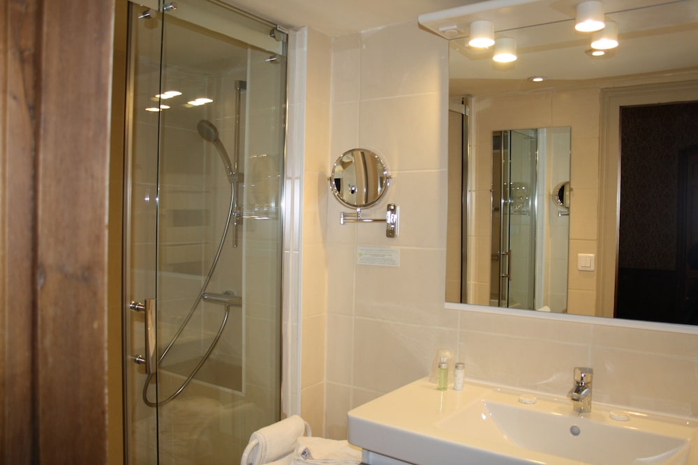 Suite (Appartment) photo 3