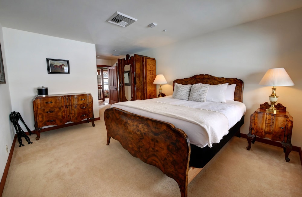 Luxury Room