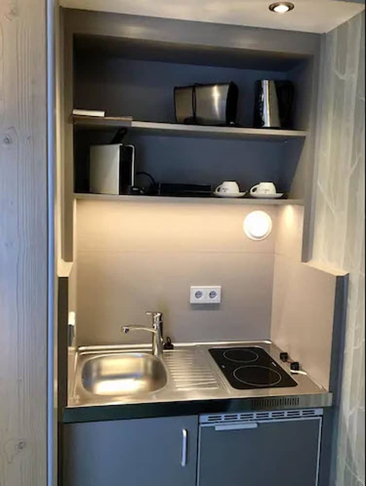 Family Apartment, 1 Bedroom - Photo 5