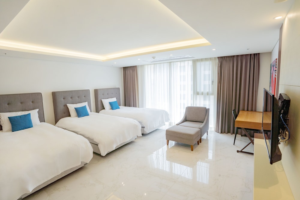 SweetMay Triple Room photo 1