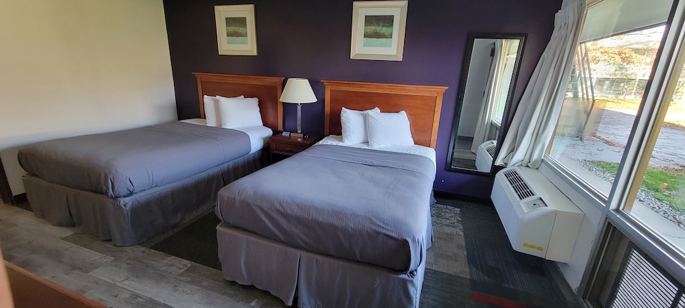 Deluxe Room, 2 Double Beds, Non Smoking photo 1