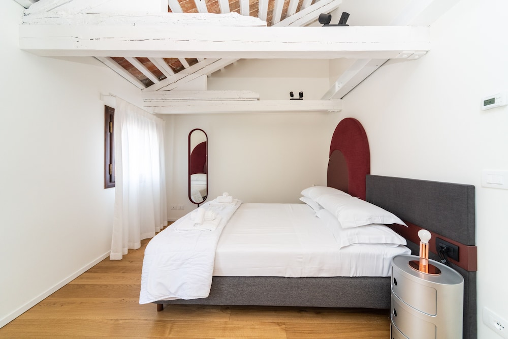 Superior Loft (Liona) photo 1