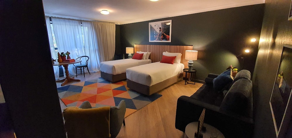 Blue Twin Suite