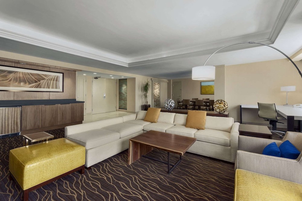 Suite, 1 Bedroom, Mountain View (Conrad) photo 1