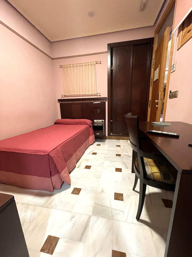 Habitación Individual Básica