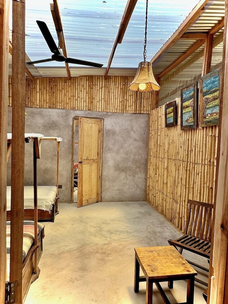 Economy Suite photo 2