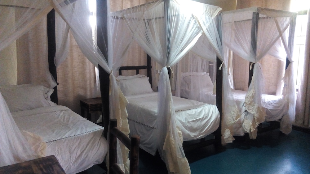 Triple Room - Photo 1