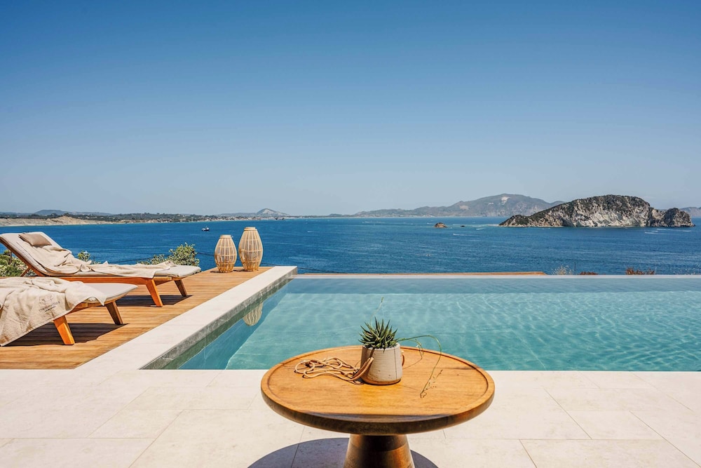 Villa (4 Bedrooms)