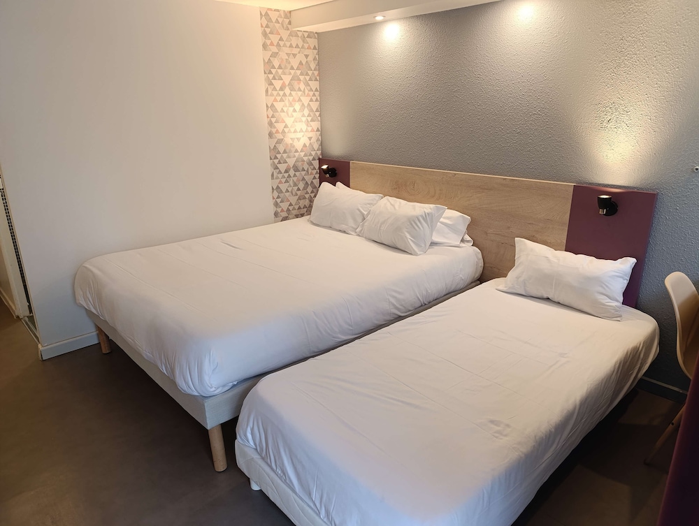 Room, Multiple Beds - Photo 4