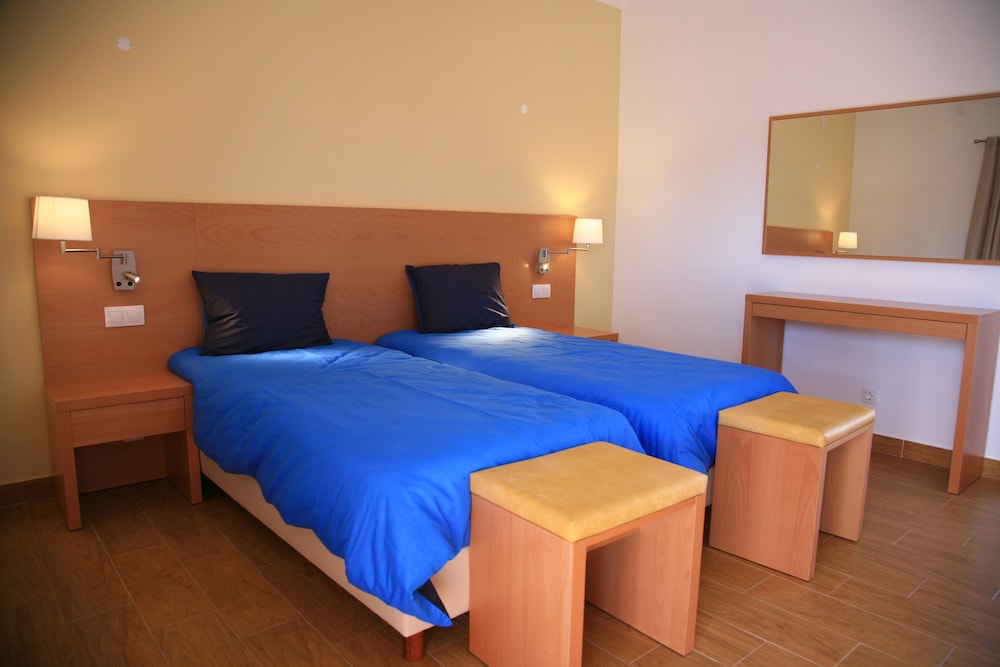 Double or Twin Room, Kitchenette photo 3