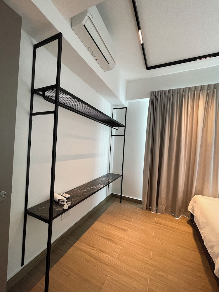 Superior Studio Suite, Multiple Beds, City View