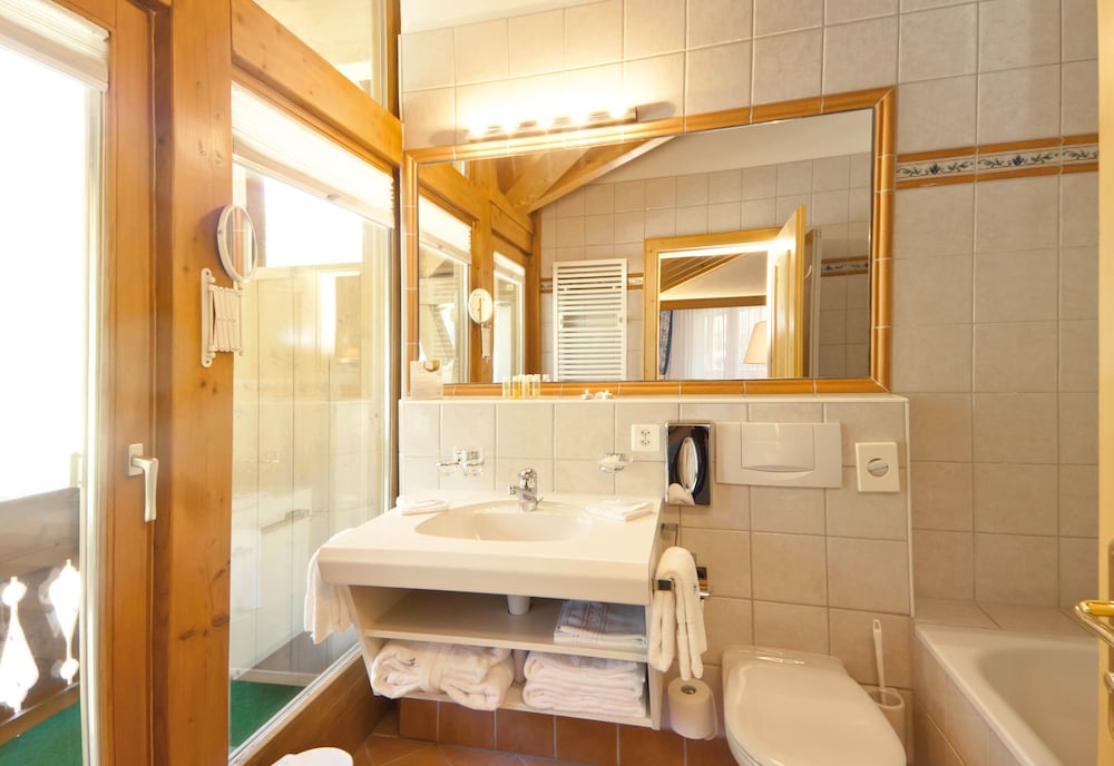 Junior Suite, Balcony (Enzian) photo 2