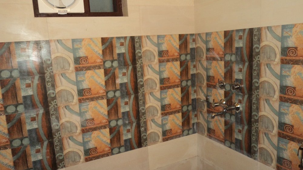 Standard Room - Photo 2