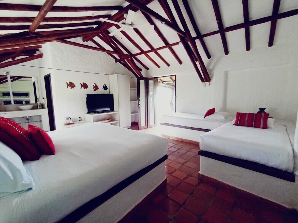 Deluxe Quadruple Room photo 1