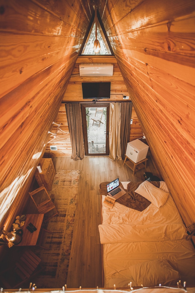 Deluxe Bungalow