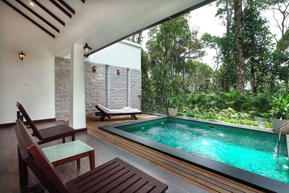 Luxury Villa, Pool View