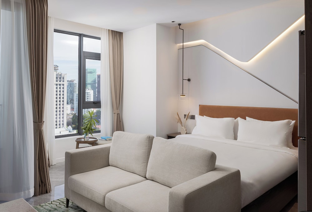 Executive Studio, Balcony, City View