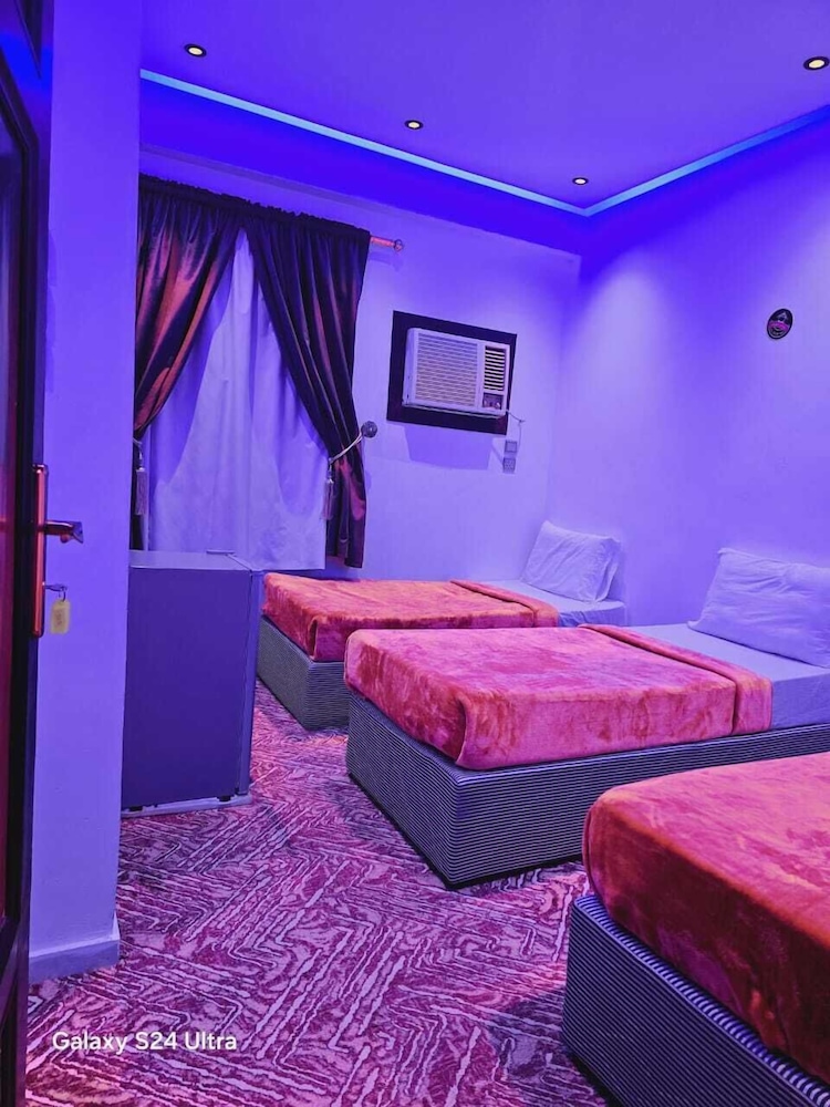Comfort Room, City View photo 1