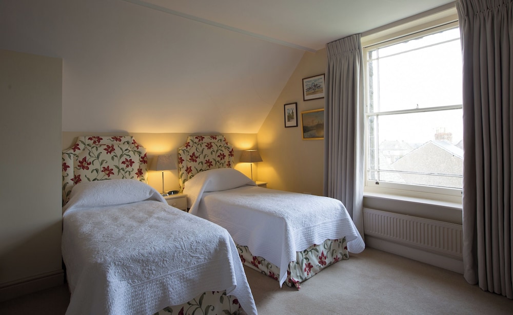 Double or Twin Room, Ensuite (The Rookery Attic) photo 2