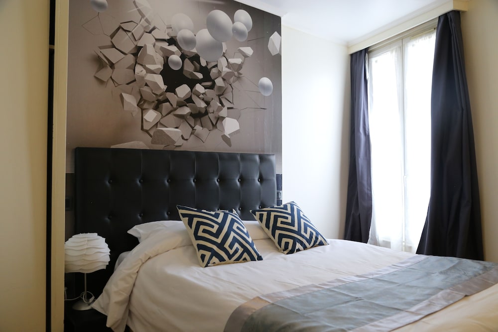 Double Room - Photo 17