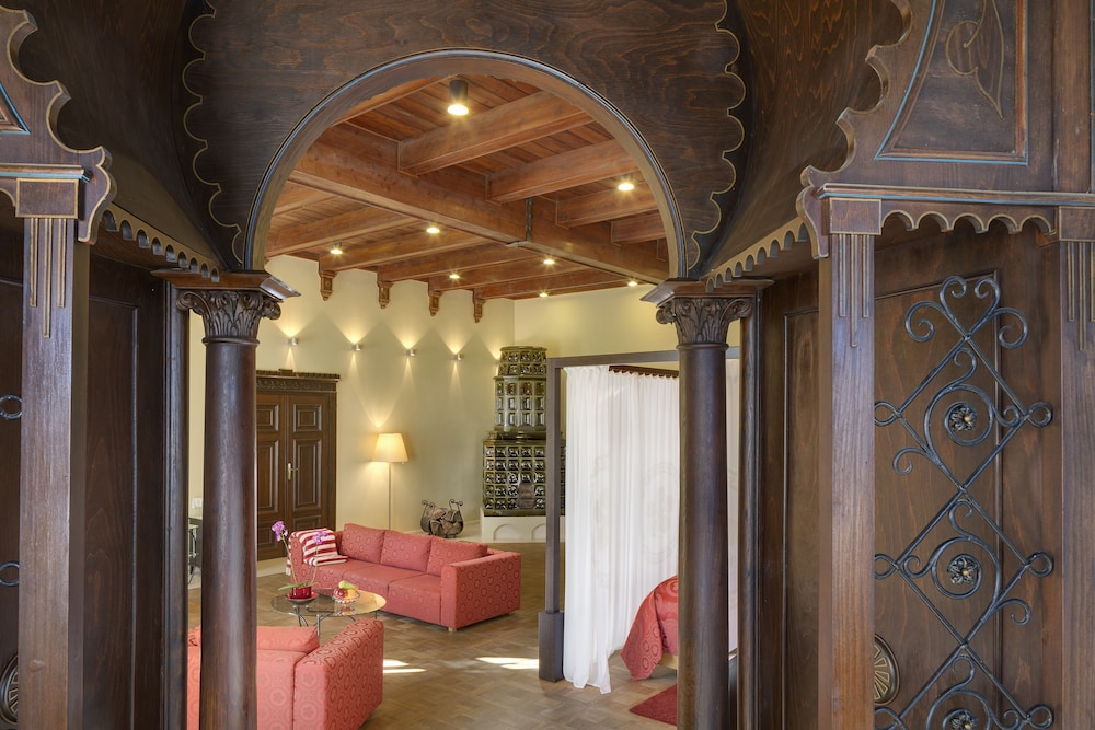Royal Suite, Park View photo 3