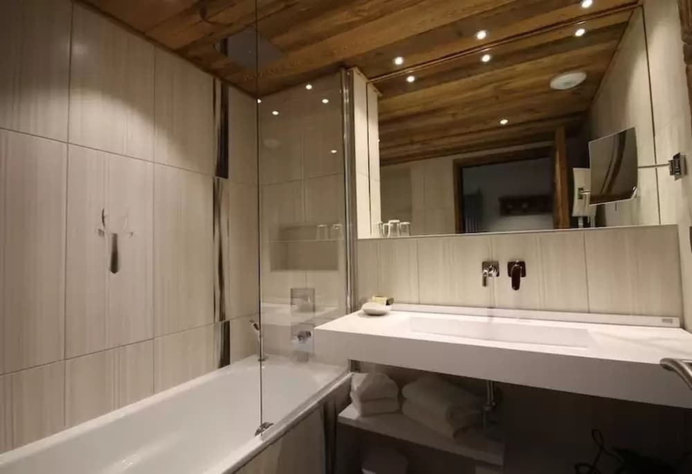 Privilege Room (4 people) photo 2
