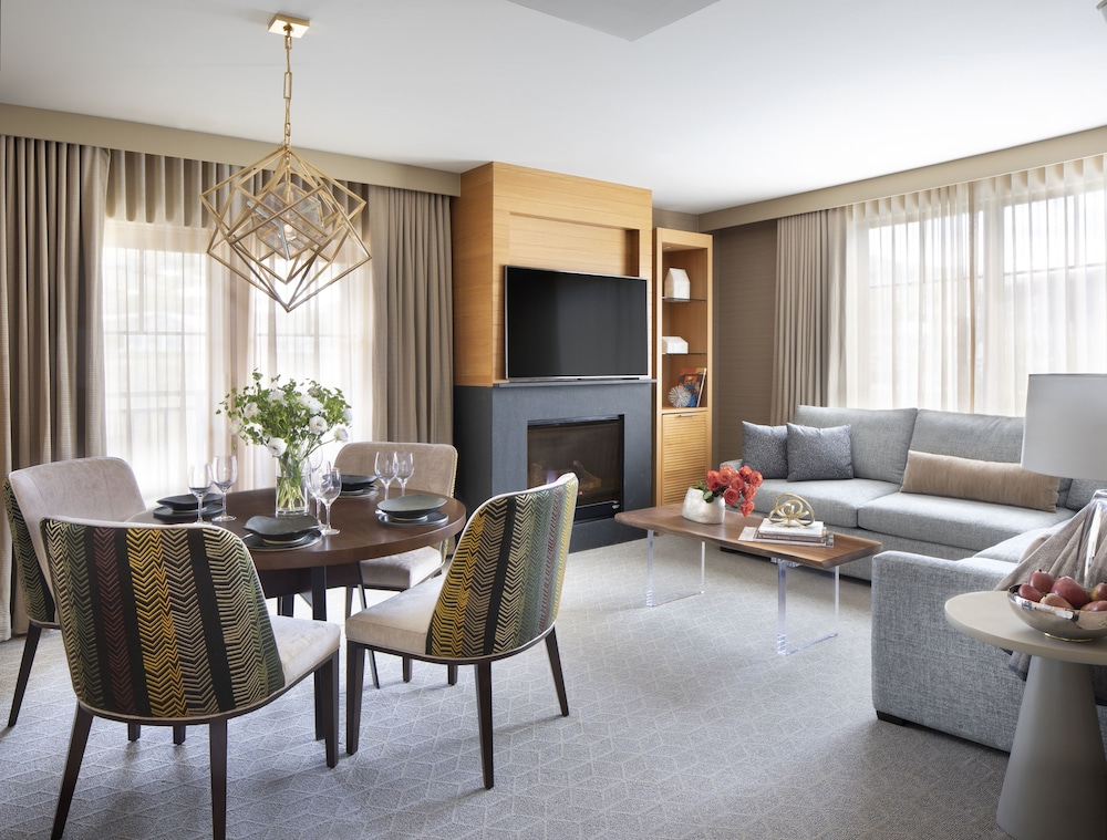 Pinnacle Two Bedroom Residence, King/Two Twin - Photo 2