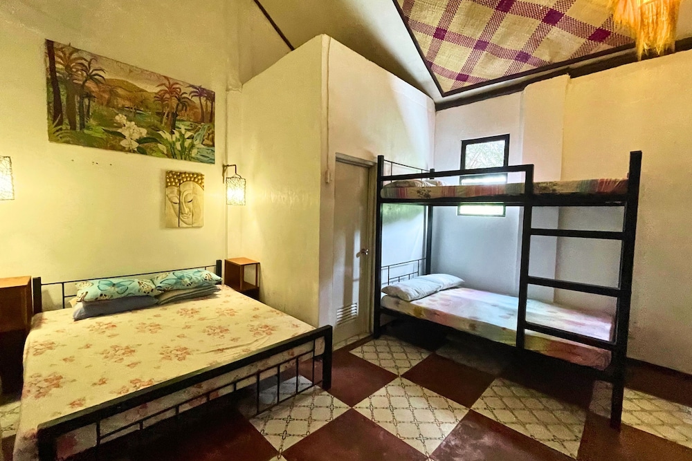Standard Quadruple Room - Photo 3