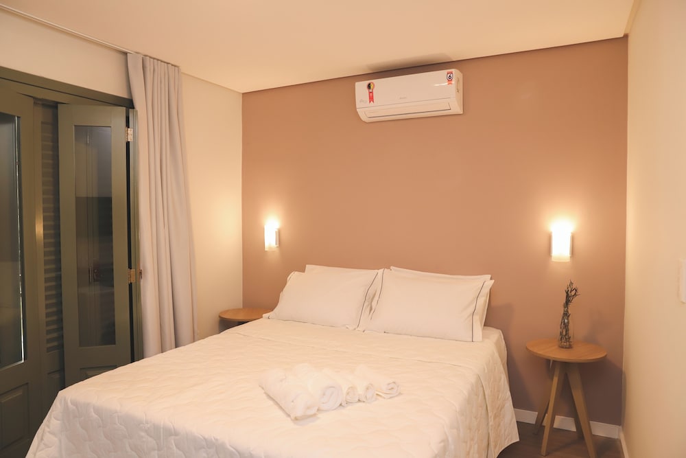 Suite 07 photo 1