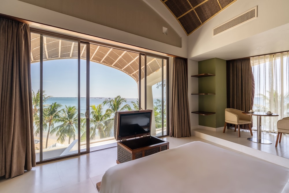 Luxury Suite, Ocean View photo 3