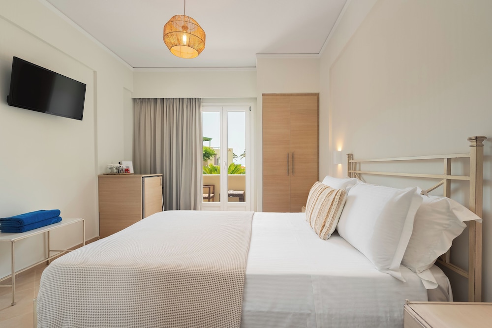 Double Sea View Room
