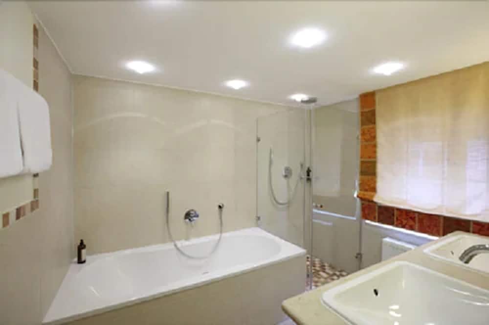 Standard Single Room photo 3